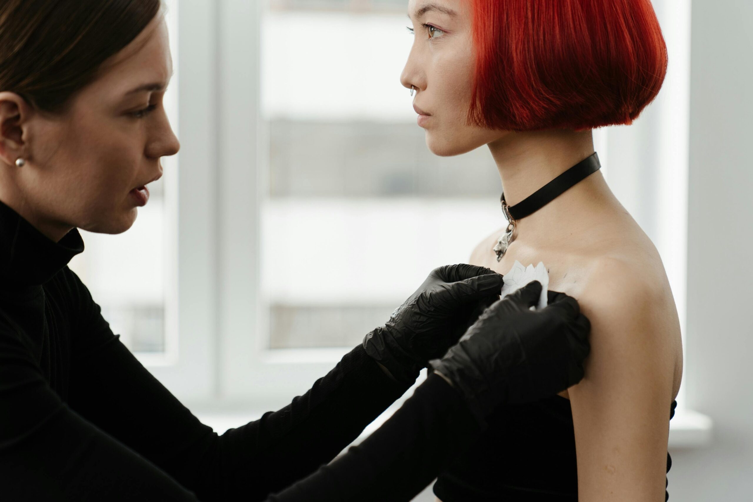 Step-by-Step Process for Transfer-Resistant Makeup Application