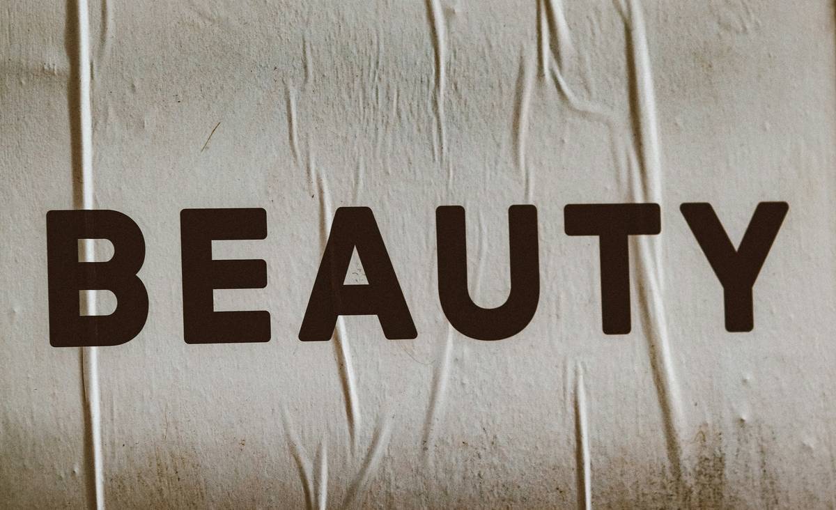 Event-Proof Makeup: The Ultimate Guide to Waterproof Beauty for Every Occasion