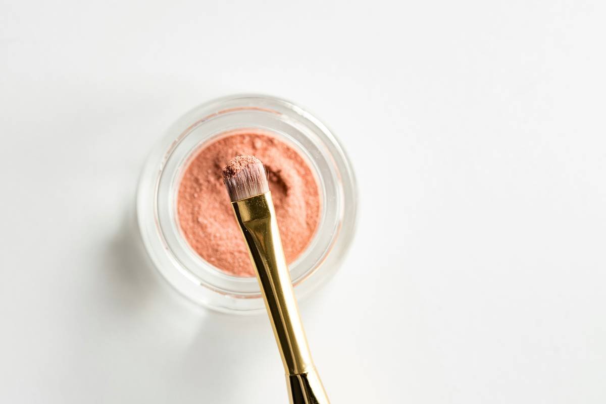 The Ultimate Guide to All Day Bronzer That Actually Stays Put (No, Really)