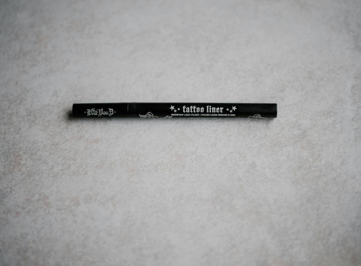 Why Your Eyeliner Melts in Humidity—And the Only Fog Proof Pencil That Actually Works