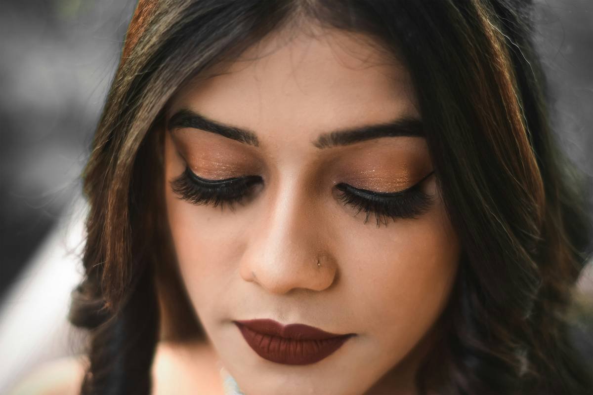 Why Your “Lasting Matte” Makeup Melts by Lunch—And How to Actually Make It Stick