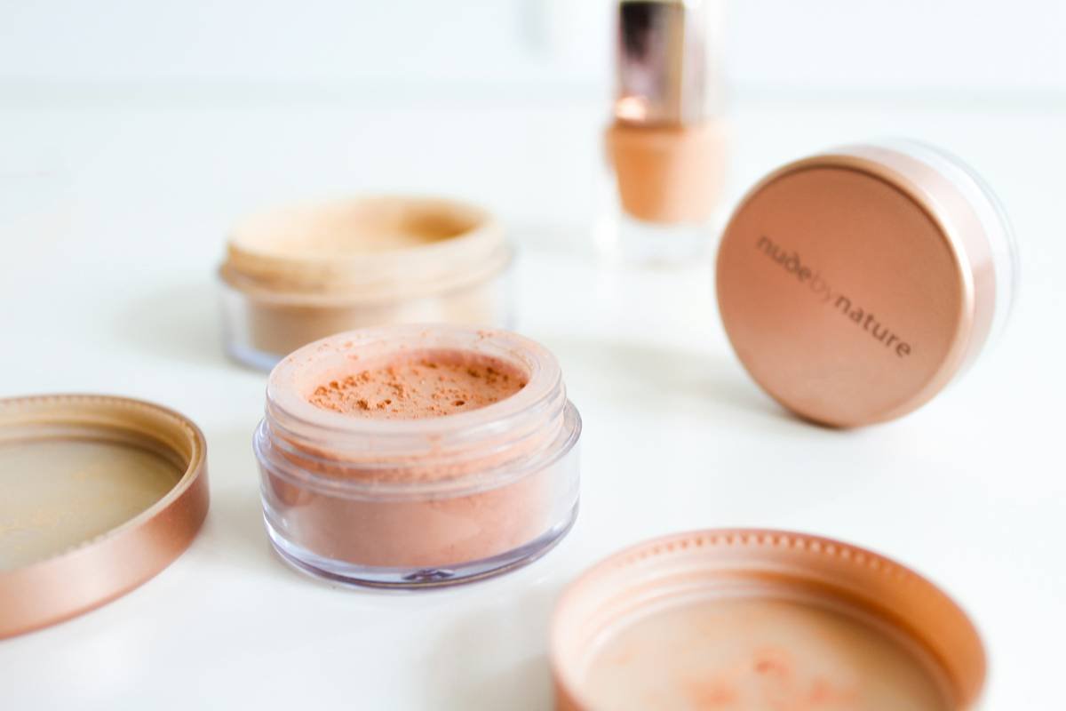 Why Your Makeup Melts By Noon—And How a Smudge Free Primer Fixes It for Good