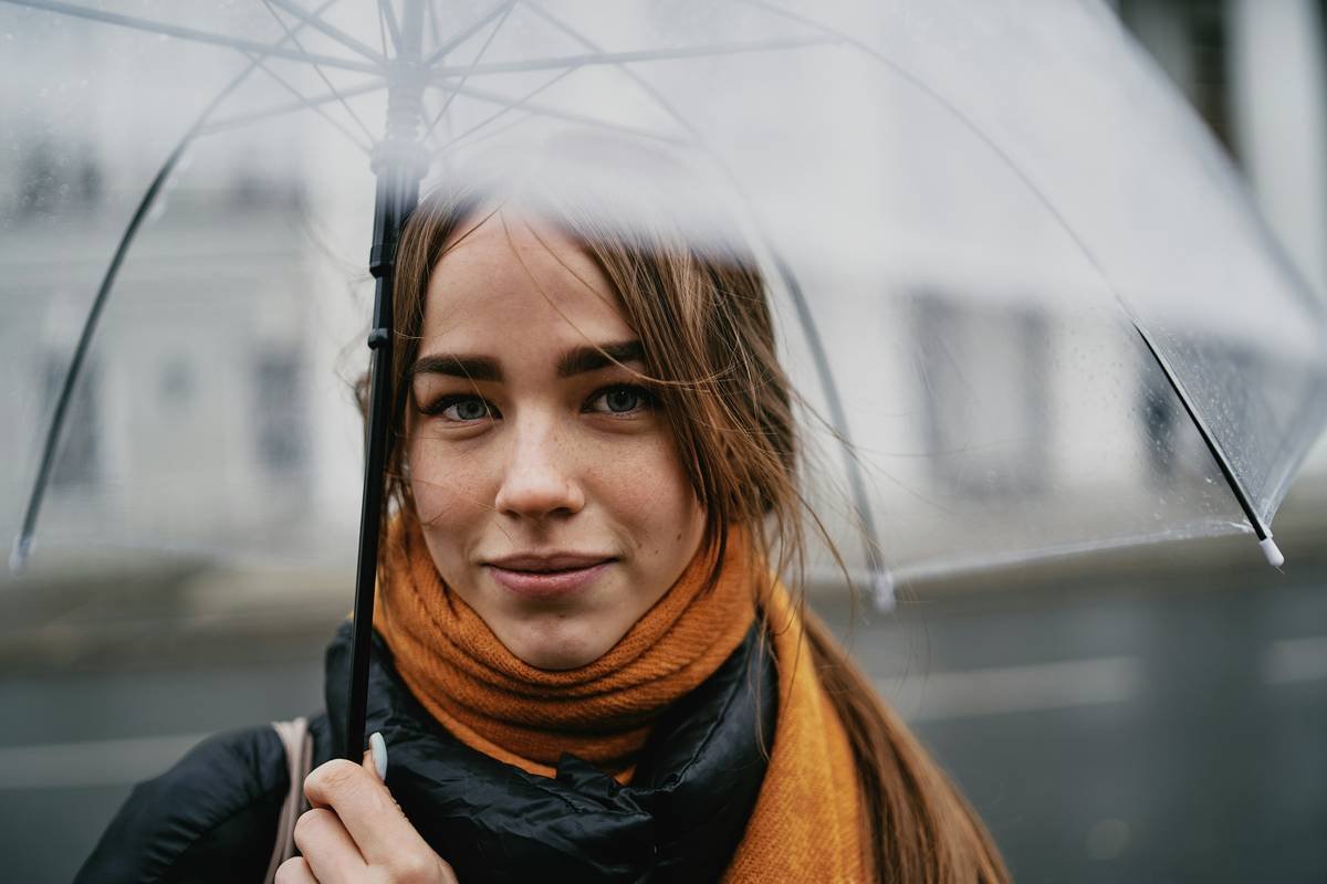Why Your Rain Proof Gloss Fails (And How to Fix It Before Monsoon Ruins Your Look)