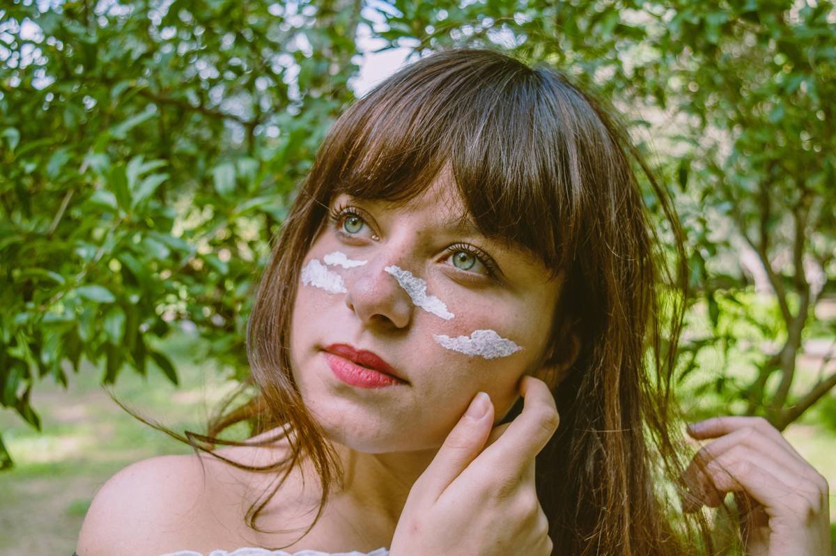 Proof Smudge Balm: Your Secret Weapon Against Makeup Meltdowns (Even in Monsoon Mode)